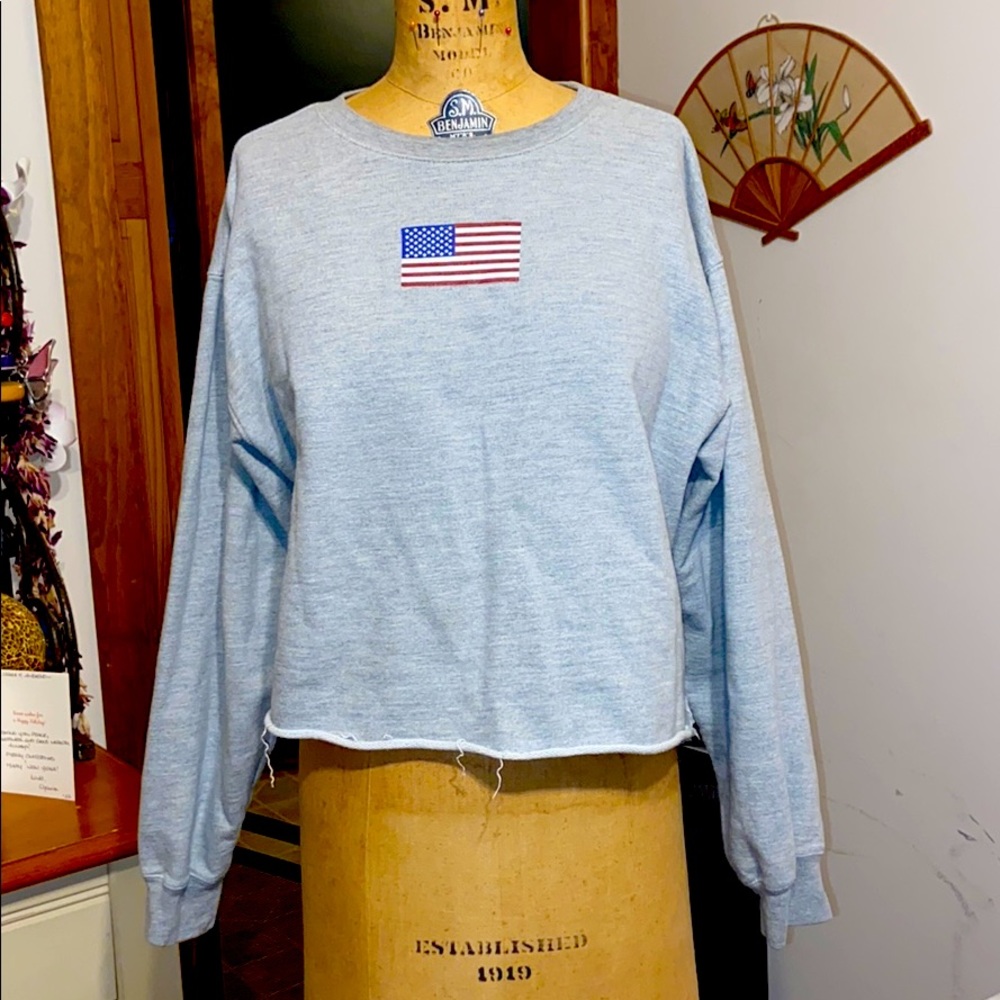 Men’s cropped sweatshirt